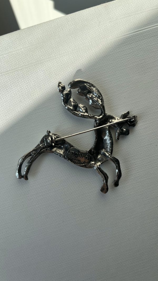 Vintage Silver Finish Deer with Flower Brooch by UNGARO Paris - immagine 6